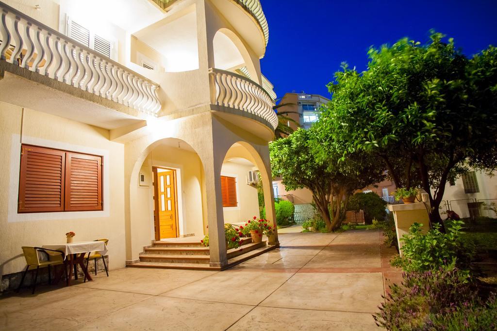 Apartament Mitrovic *