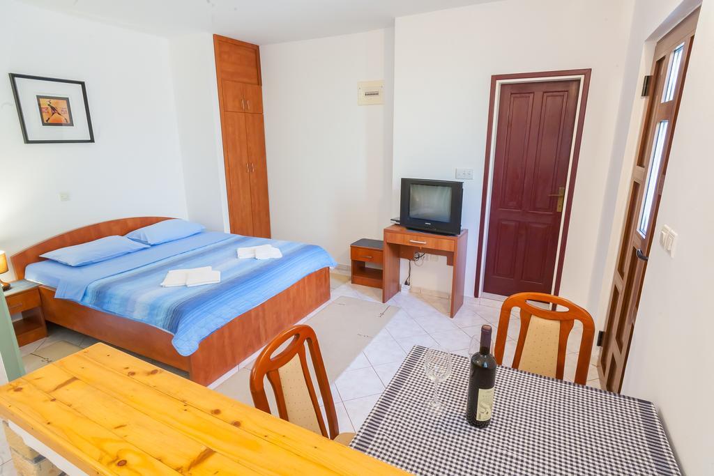 Apartament Mitrovic